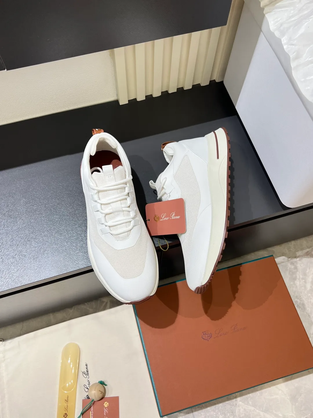 Men's men's shoes 💰p480 Loro men's shoes 💰piana niche classic jogging shoes, men's lace-up casual shoes and sneakers, high-quality lightweight and comfortable fabrics, suitable for outdoor leisure, the color scheme is young and energetic, and it looks great with sportswear or casual suits! Size: 38-44 (45 customized)
